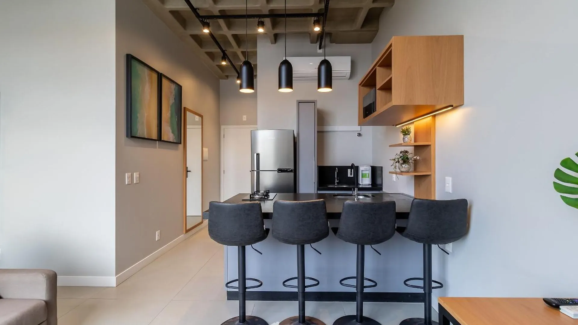 Apartamento Top Studios Canasvieiras Tps Florianópolis