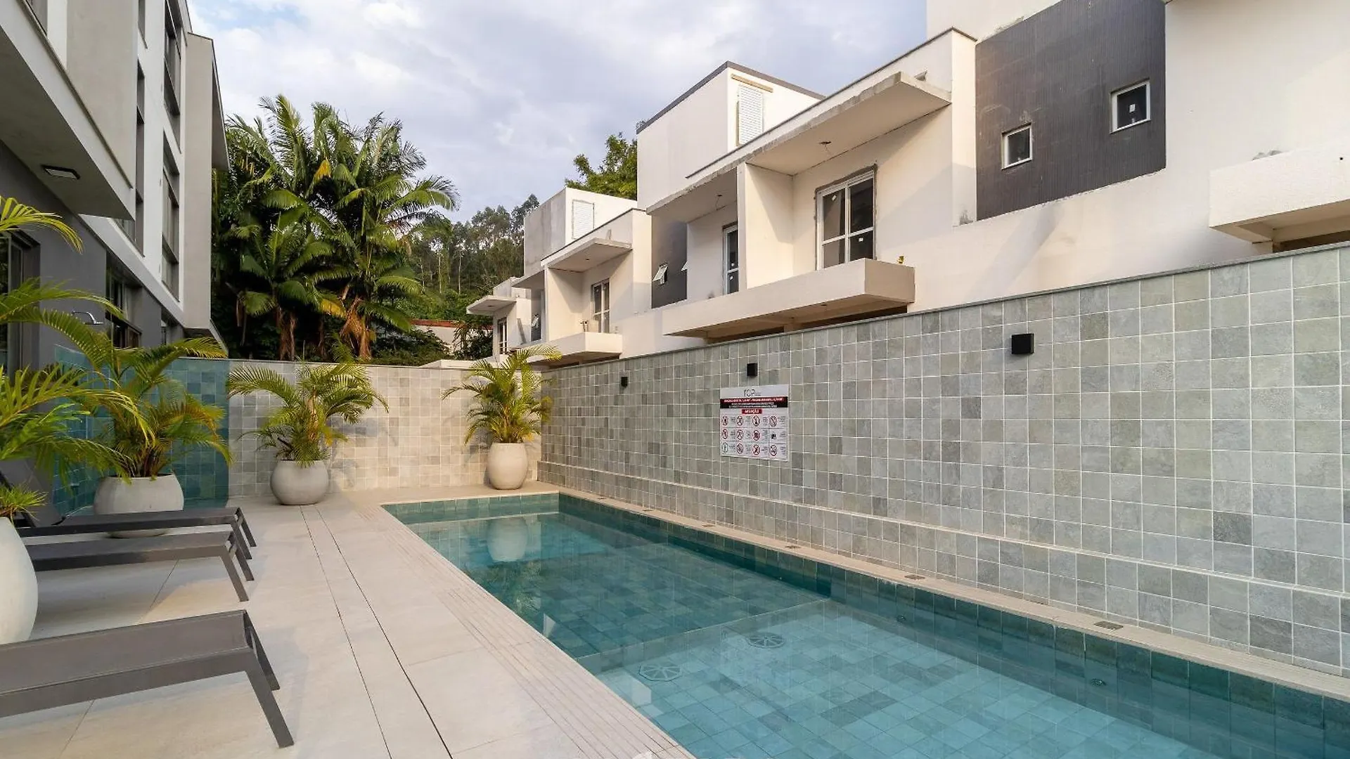 Apartamento Top Studios Canasvieiras Tps Florianópolis Brasil